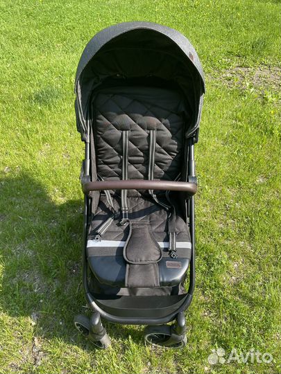 Коляска прогулочная bubago