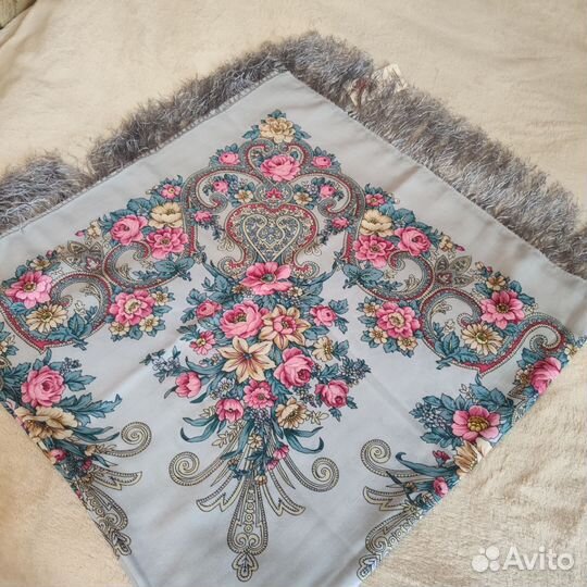 Павловопасадский платок 125/125