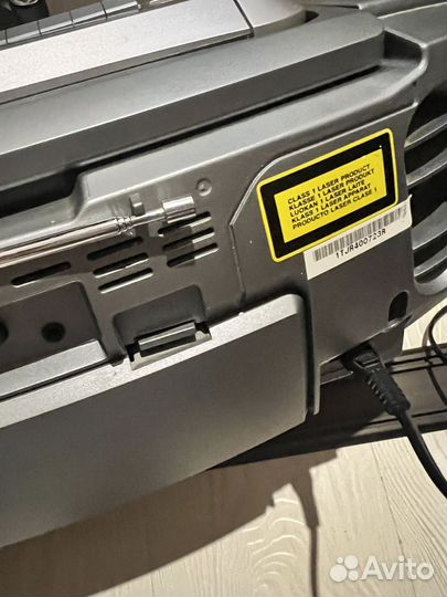 Продаю бумбокс Samsung RCD-M70