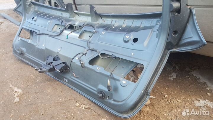 Крышка багажника bmw e61 дверь бмв е61 голая