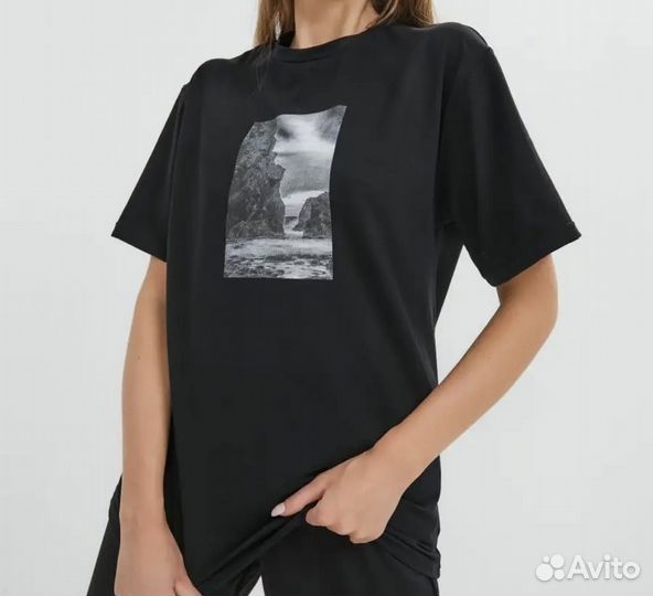 Футболка женская