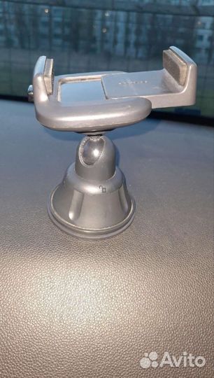 Держатель для телефона в машину