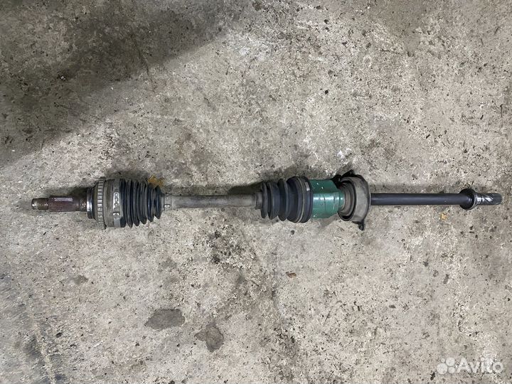 Правыйпередний привод