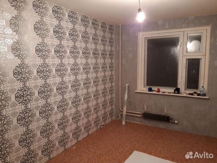 Поклейка обоев и малярные работы