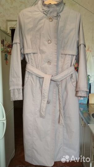 Плащ женский, утепленный, новый, размер 48-50