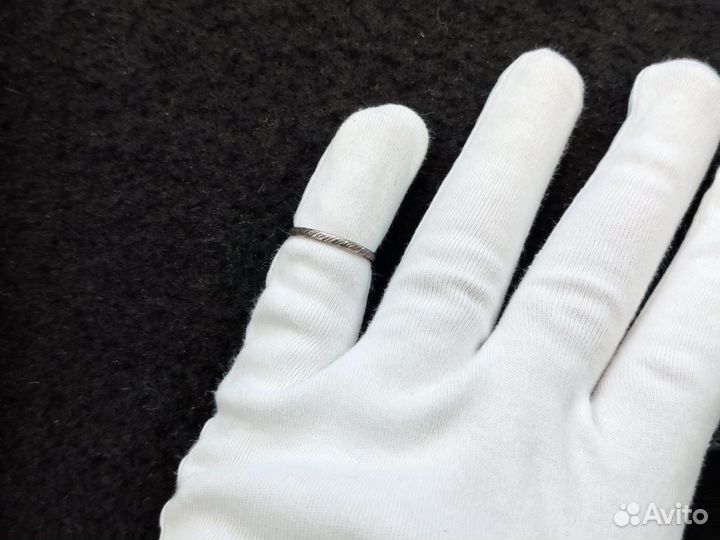 Кольцо серебряное резное размер 17,5 проба звезда