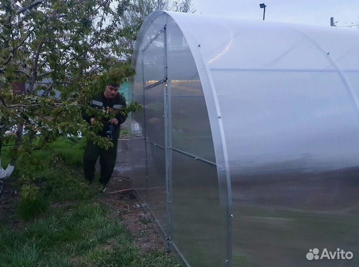 Теплица из поликарбоната