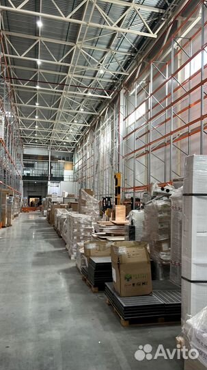 Гравитационные стеллажи на склад