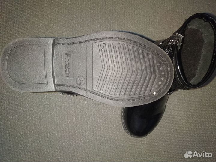 Продаю демисезонные сапоги (размер 25)