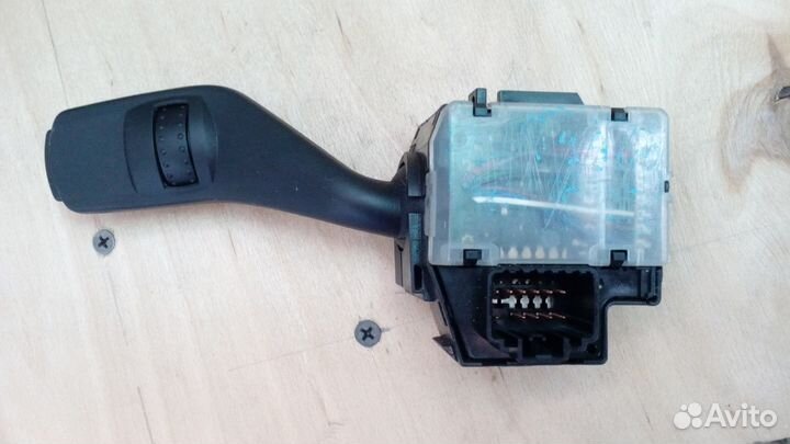 Переключатель стеклоочистителя Ford Focus 2