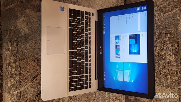 Ноутбук asus K555l