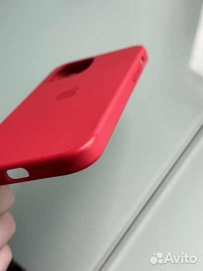 Оригинальный силиконовый чехол на iPhone 12 pro