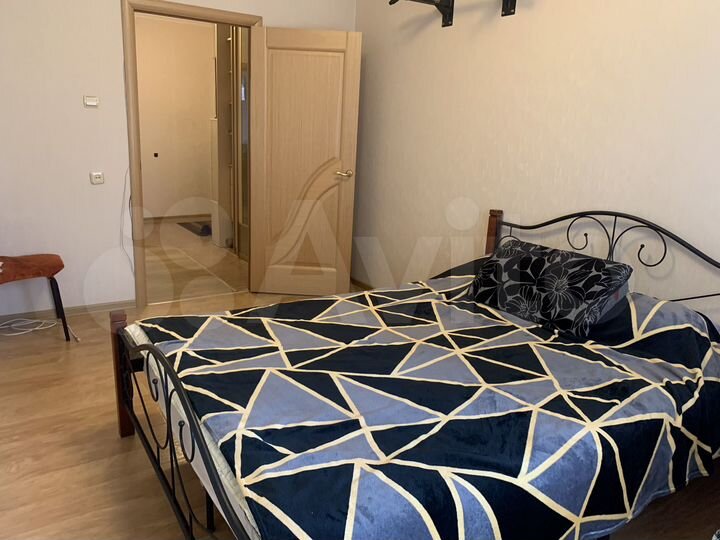 3-к. квартира, 74 м², 2/5 эт.