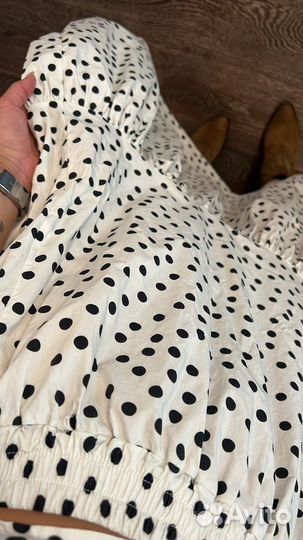 Костюм женский в горошек с юбкой Joleen