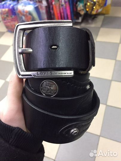 Мужской кожаный ремень