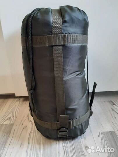 Компрессионный чехол на спальный мешок