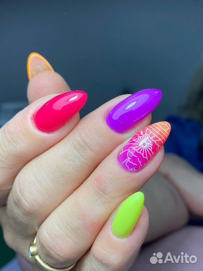 Маникюр, наращивание, педикюр