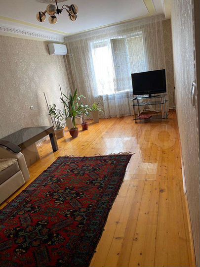 2-к. квартира, 60 м², 2/5 эт.