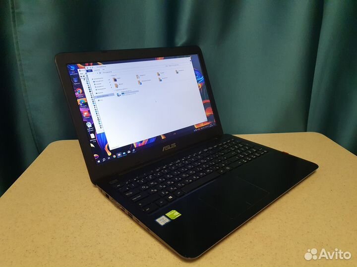 Мощный Fullhd Asus Core i3/ssd256/Geforce 2gb