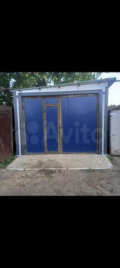 Гараж, > 30 м²