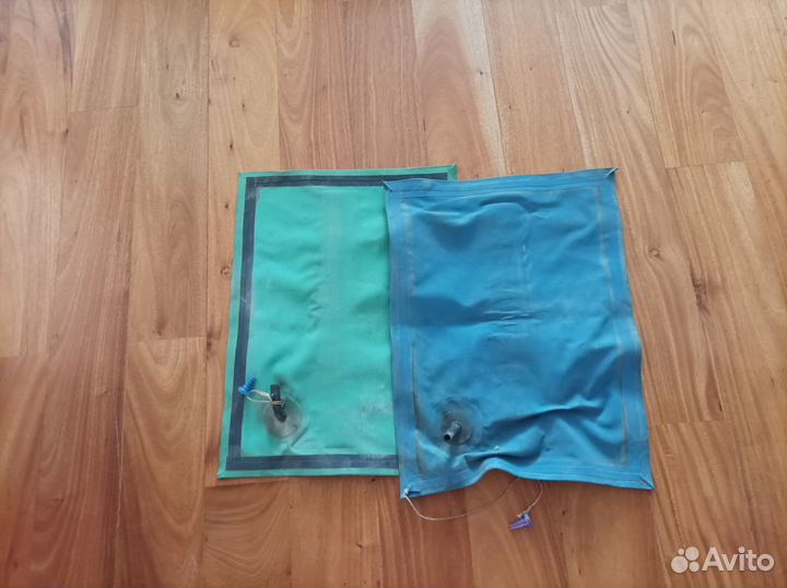 Пуфы + подушки по 2 шт пвх надувные