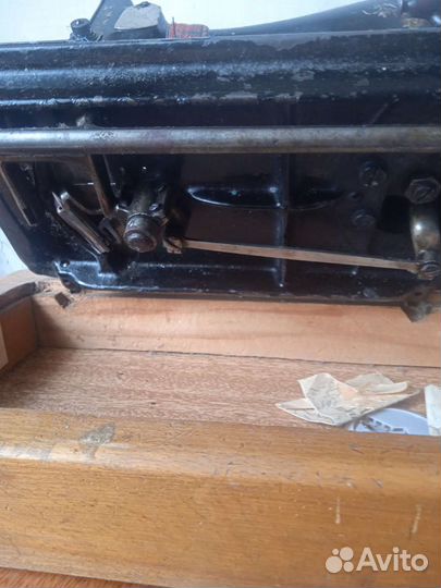 Швейная машина Singer