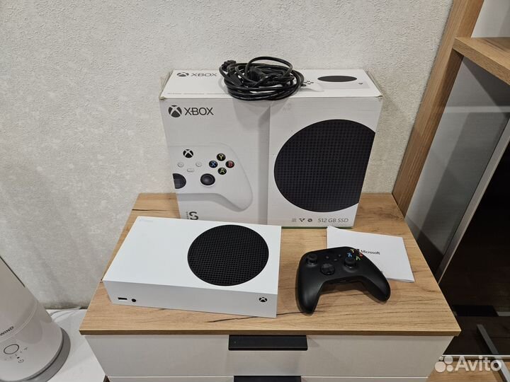 Xbox Series S 512Gb + игры