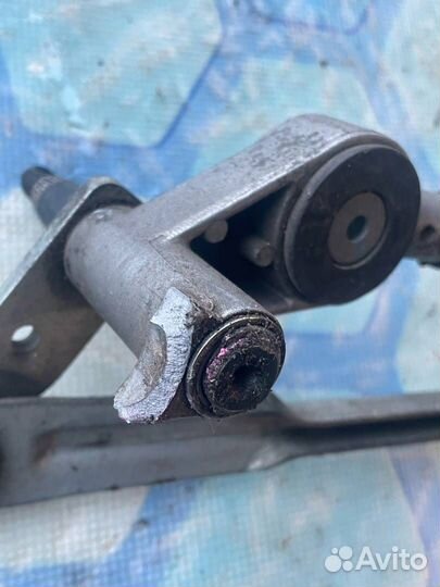 Трапеция стеклоочистителей 4L1955023D