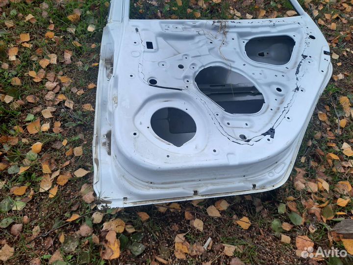 Дверь задняя правая hyundai solaris хэтчбек