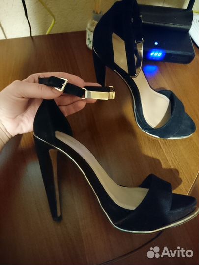 Босоножки stradivarius 36