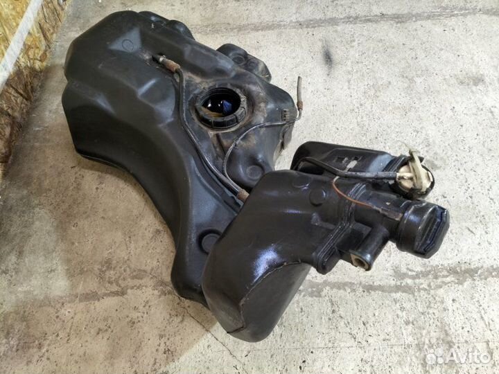 Бак топливный Volkswagen Passat B5 1.8T 1998