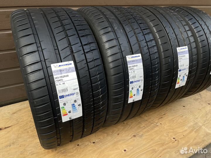 Michelin Pilot Sport 4 S 275/35 R20 и 285/35 R20 104Y