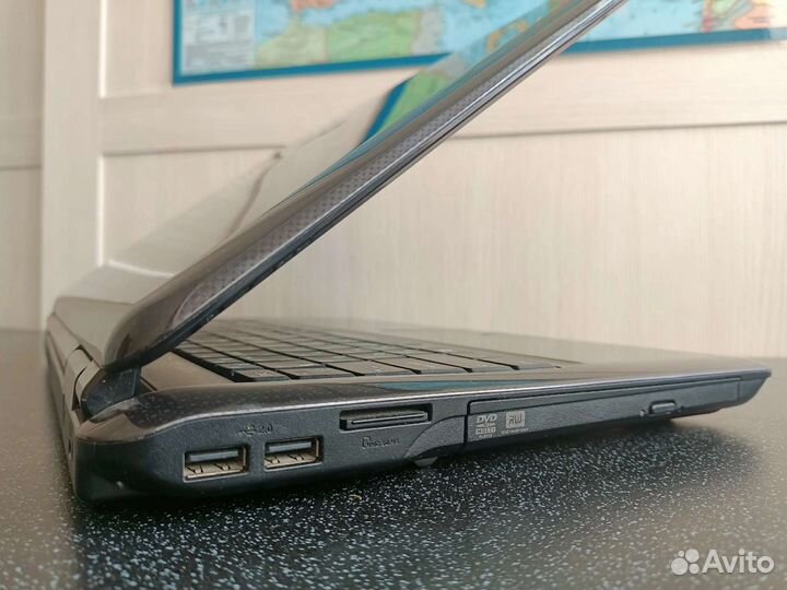 Ноутбук Asus 15,6