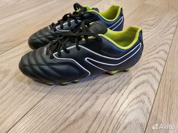 Футбольные бутсы demix