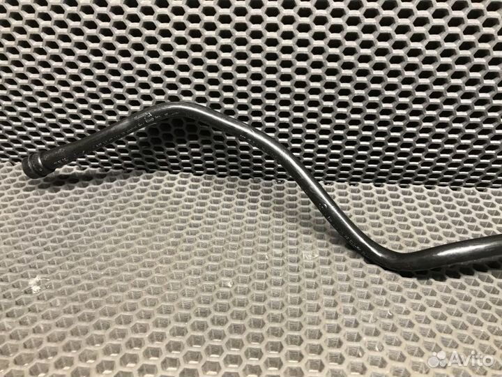 Трубка вакуумная Mercedes W166 X166 C292