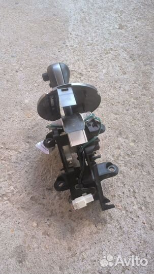 Перключатель (кулиса) АКПП Мазда 2