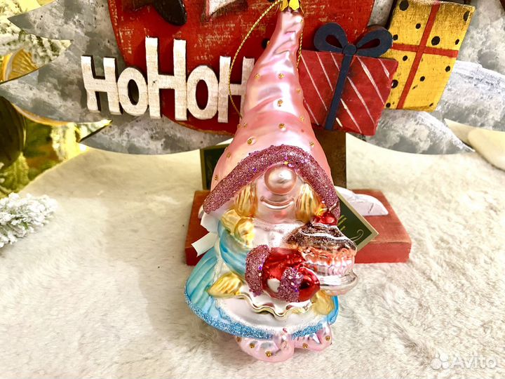 Новогодние игрушки - девочка гном (стекло)