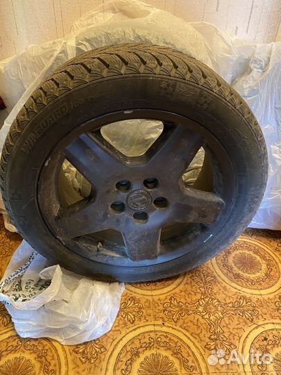 R17 Nexen Winguard Ice Plus 225/50, PCD 5x114.3 DIA 60.1