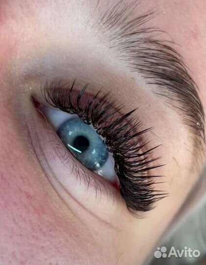 Наращивание ресниц модель