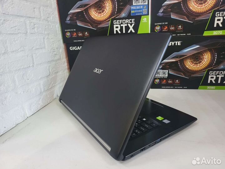 Acer aspire 17,3 с хорошей картой