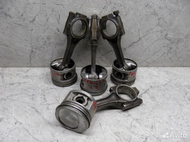 Поршень с шатуном Skoda Felicia Favorit 1.3