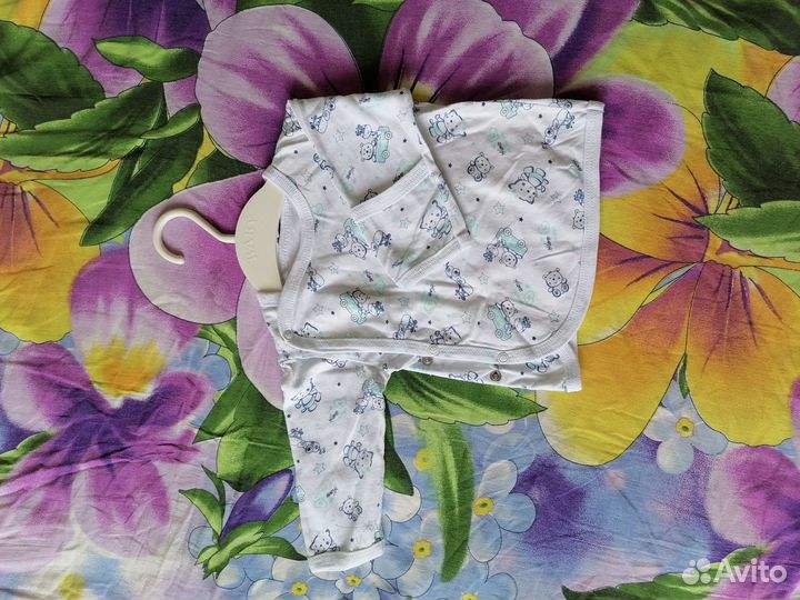 Бодики для новорожденных с длинными рукавом