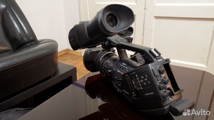 Видеокамера Sony PMW-EX3