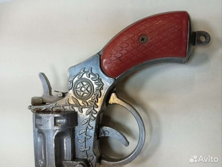 СССР револьвер игрушка