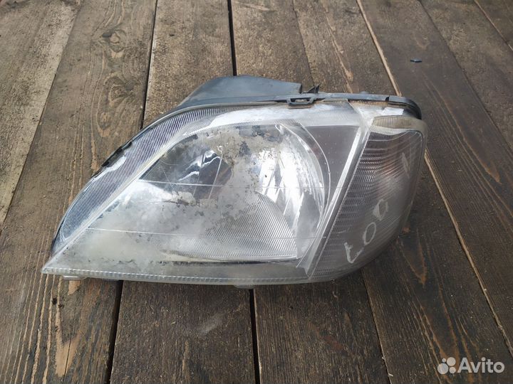 Фара передняя левая Renault Logan седан 2006