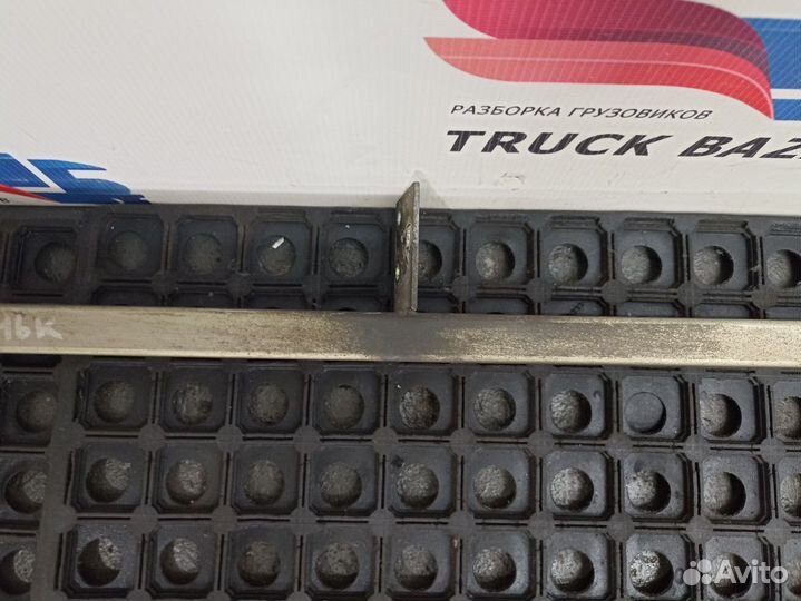 1297302 Кронштейн продолжения двери левой