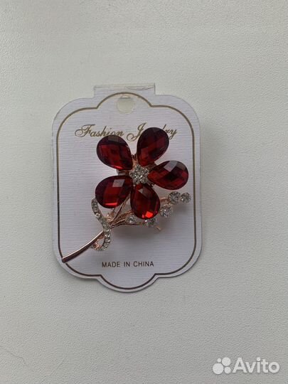 Брошь Цветок