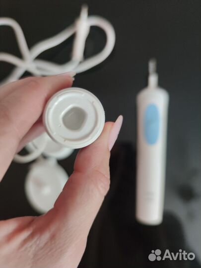 Электрическая зубная щетка oral b детская