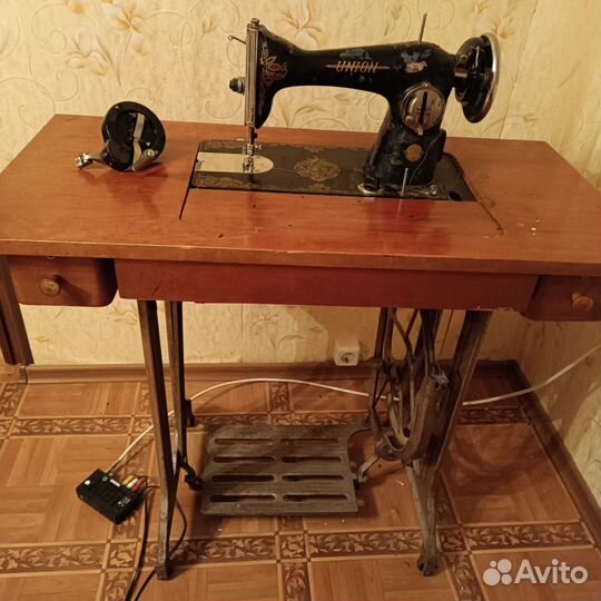Швейная машинка бу
