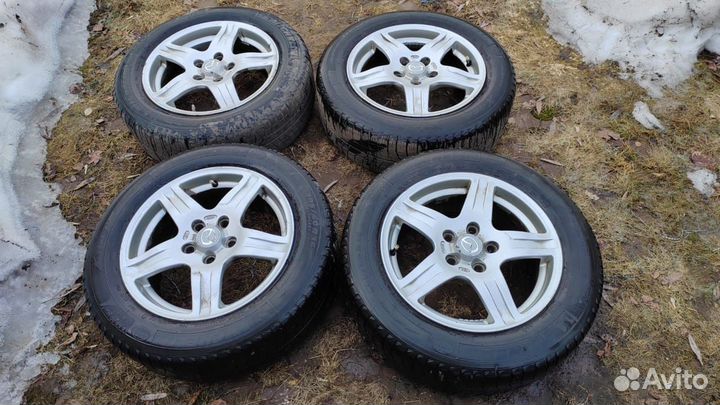 Michelin X-Ice 205/60 R16